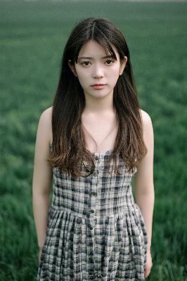 惊！15岁少女竟偷偷在线观看免费播放电视剧？背后真相令人咋舌！